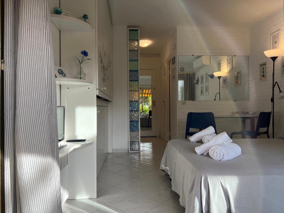 Blue Terrace Apartment - Marina Baie Des Anges Villeneuve-Loubet Eksteriør billede